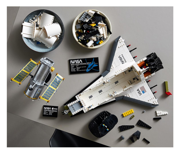 LEGO Icons 10283 Wahadłowiec Discovery NASA - 1021959 - zdjęcie 4